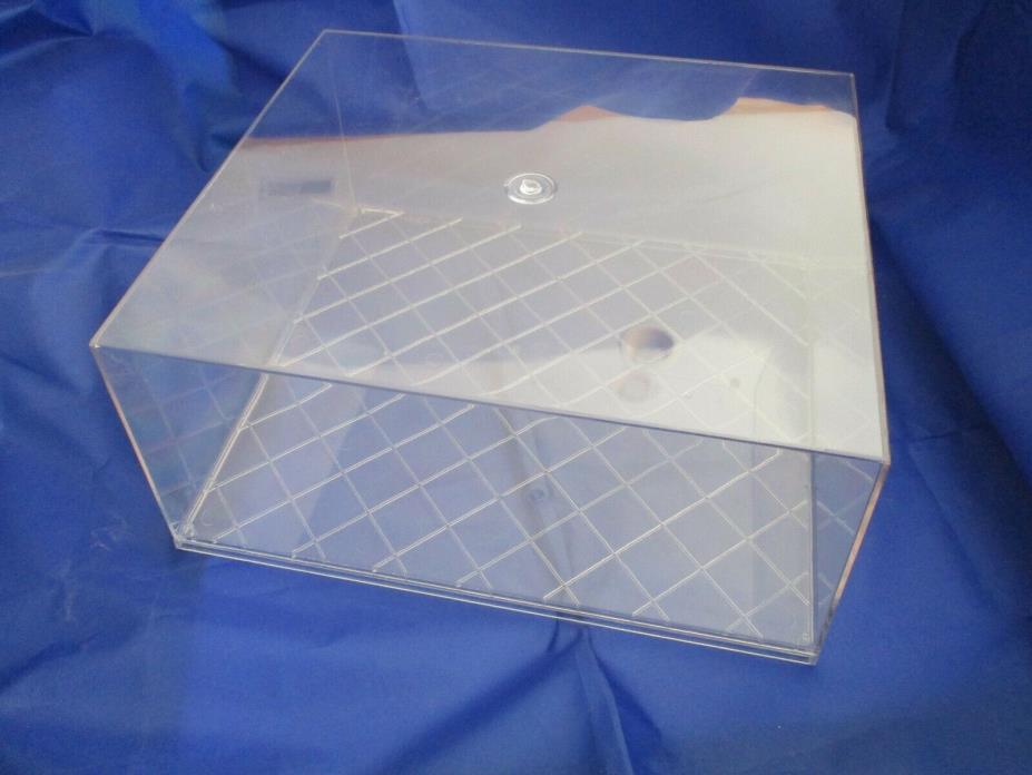 IMEX #2504 Military Display Case w/Clear Base 1:18 Scale - Used