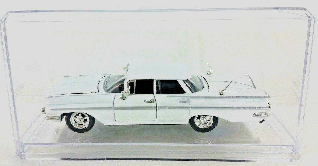 Acrylic Clear Pioneer Display Case with 1959 Chevrolet White Impala 1/32 bundle