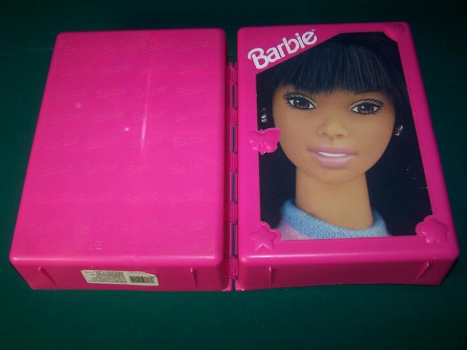 Mattel Inc. Barbie Carry Case / Closet Case Tara Toys Corp. 1998 USA
