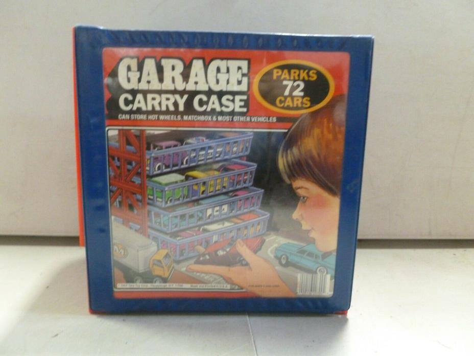 1984 Tara Toy Garage Carry Case Holds 72 Cars (1)