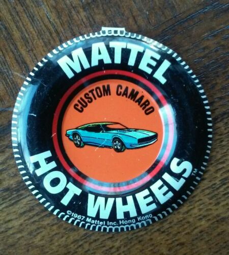 Mattel Hot Wheels 1967 Camaro Tin badge