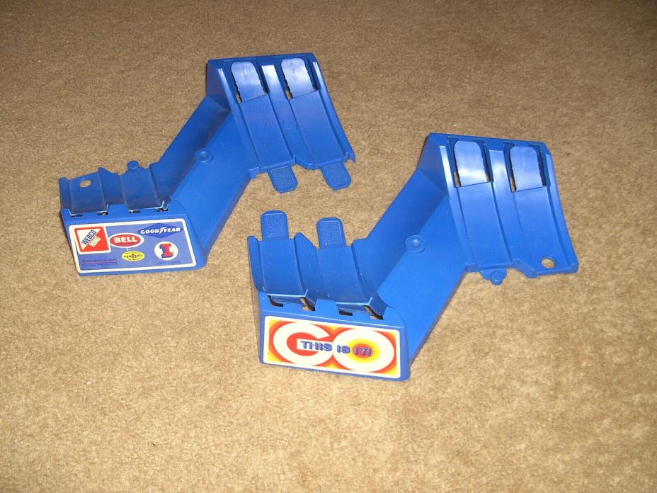 2 Vintage Mattel Hot Wheels RedLine Track double Loop Base Pieces