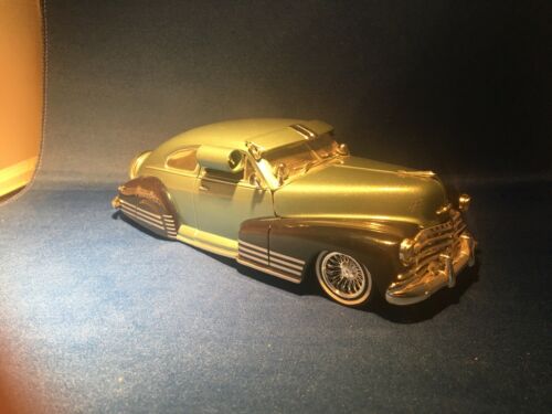 Homies 1947 Chevy Fleetline CAR ONLY 1/24 Scale 2 Tone Green