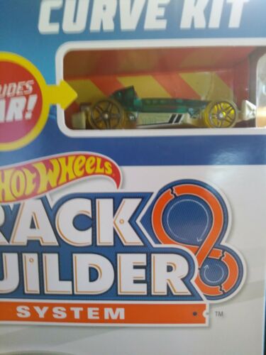 Hot Wheels Track & Builder Curve Kit Car Included! 2018 Series! Brand New!