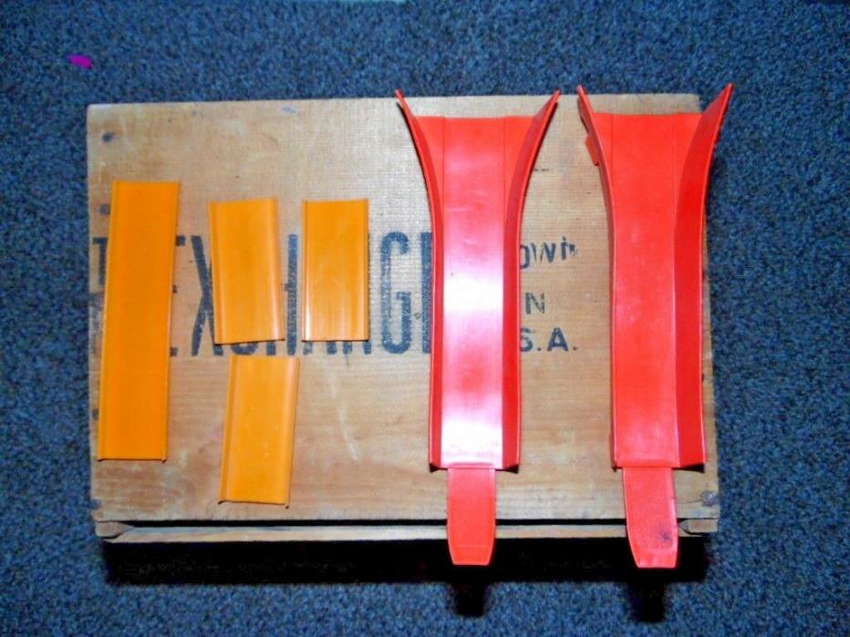2 Vintage Hot Wheels Redline Era Track Parts Red Jump Ramp and small tracks