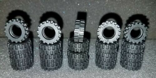 40 Replacement Real Riders Rubber Mudder Tires Hot Wheels 4x4 Great for customs!