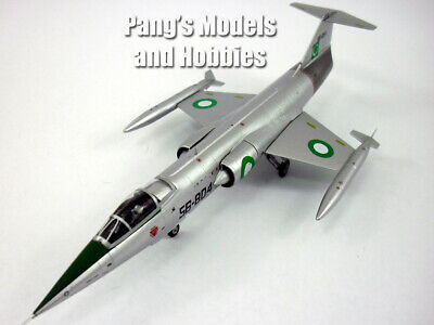F-104 Starfighter Pakistan AF 1/72 Scale Diecast Metal by Witty Wings