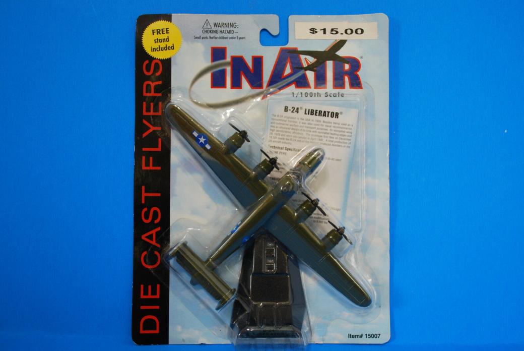 B-24 Liberator Die Cast In Air 1/100 Scale Bomber Aircraft Military Airplane