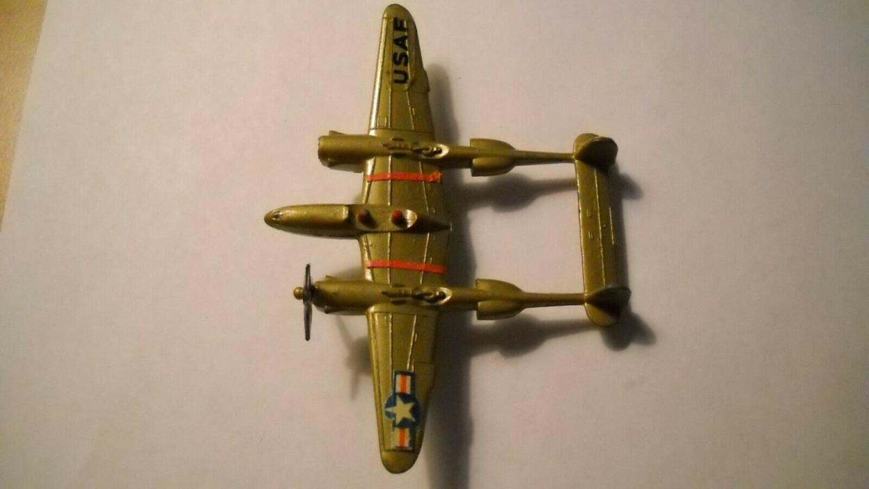 VINTAGE P-38 LIGHTNING WW11 METAL AIRPLANE