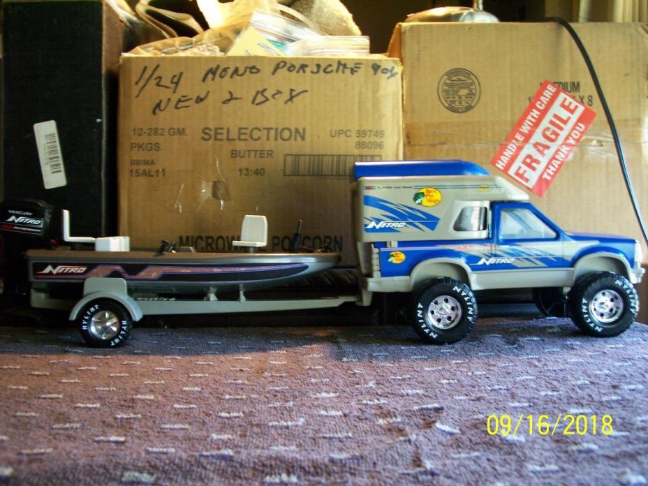 Nylint Nitro Camper-Boat &Nylint Nitro Bass Boat,BTrailer+ATV-LOOK 25% OFF