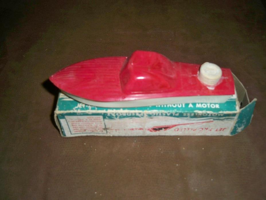 VINTAGE  Jet Queen plastic toy speed boat from 1940's