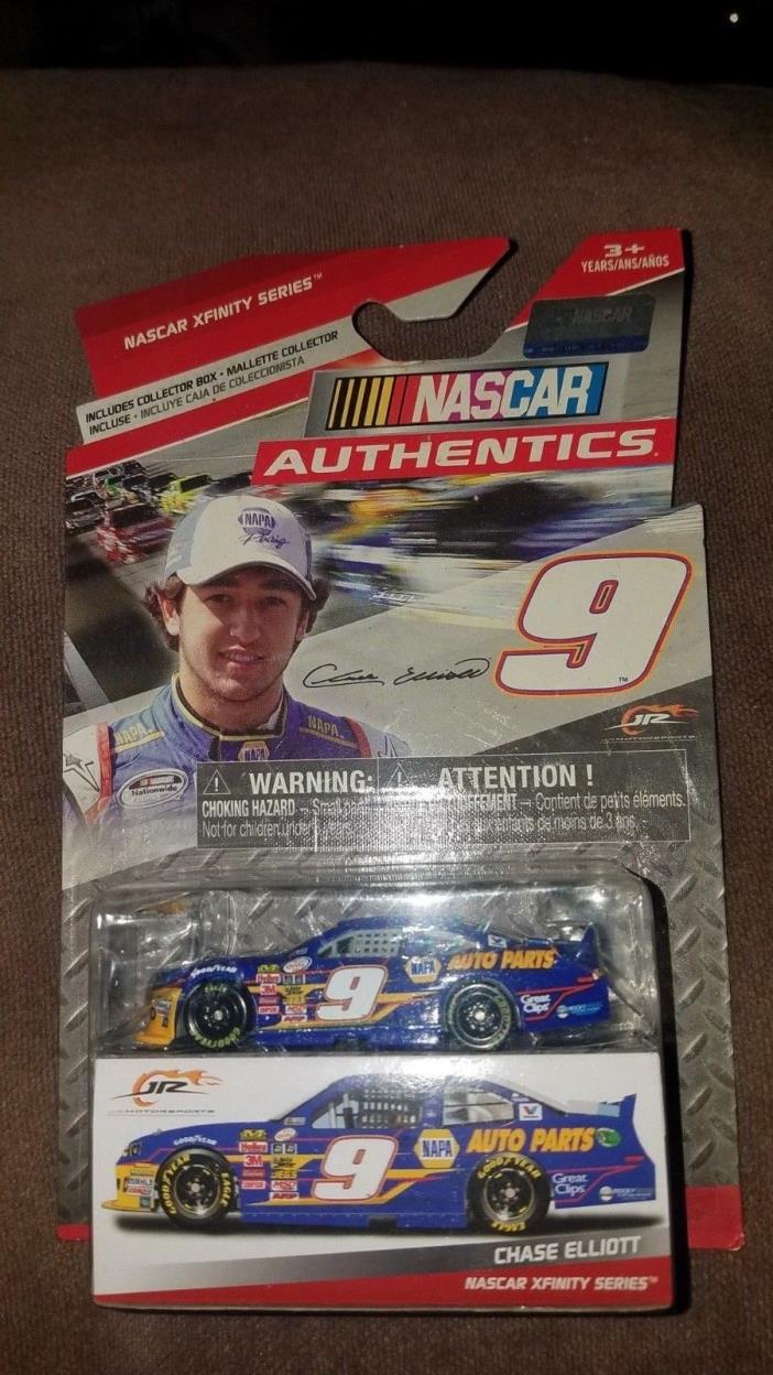Chase Elliott 2015 NASCAR Authentics NAPA 1:64 diecast