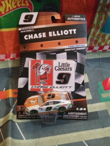 NASCAR Authentics 2018 Wave 11 Chase Elliot