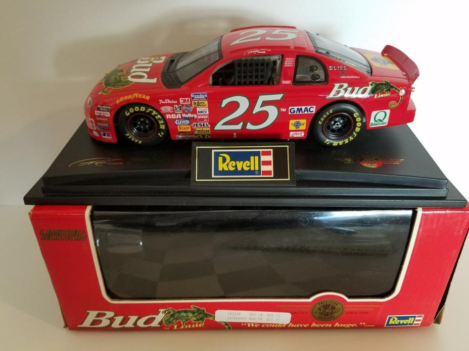 1998 Revell #25 Ricky Craven Bud Louie the Lizard 1:24