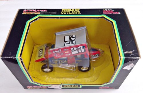 World Of Outlaws Racing Champions #23 Frankie Kerr Sprint Car Scale 1:24