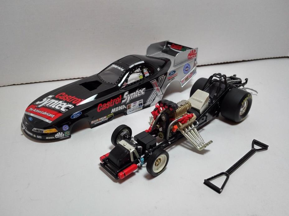 Tony Pedregon Castrol Syntec 2001 Mustang Funny Car 1:24 Scale
