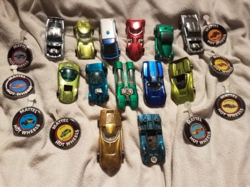 HOT WHEELS REDLINE LOT OF 13 REDLINES and 8 badges