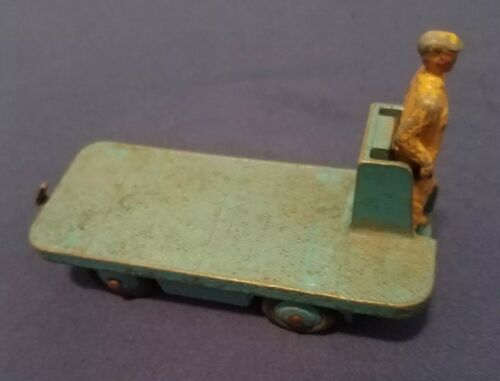 Vintage Diecast Dinky Toys Meccano FLAT BAGGAGE B.E.V. TRUCK, WITH DRIVER