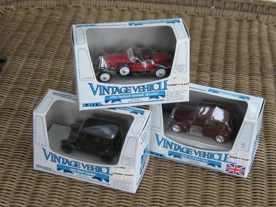 Set of 3 ERTL model cars - 1930 Packard + 1923 Ford Fordor + 1958 London Taxi
