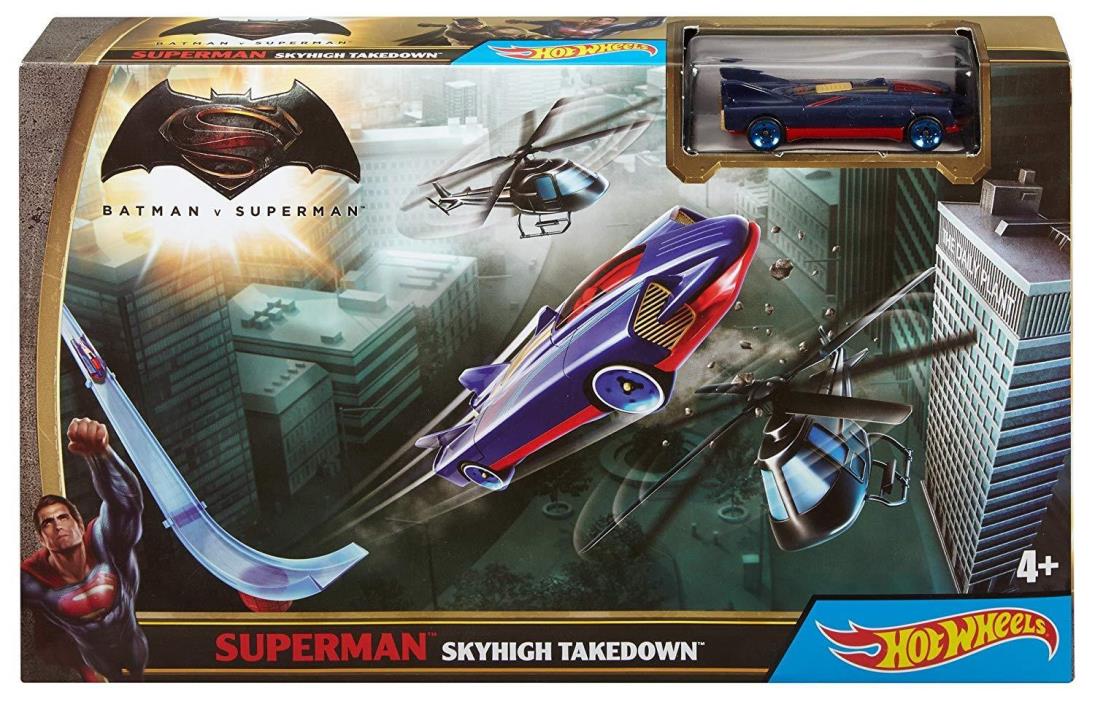 Hot Wheels Batman v Superman Dawn of Justice Superman Sky High Takedown Trackset