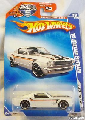 1965 Ford Mustang Fastback 1:64 Scale Die-cast by Hot Wheels 2009 Muscle Mania
