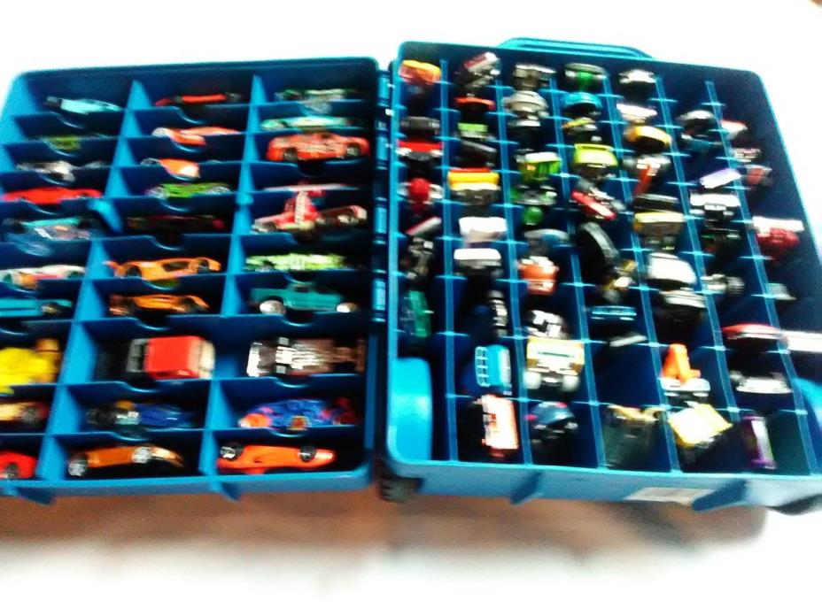 Lot of Hot wheels and other diecast cars and small cars  Case full