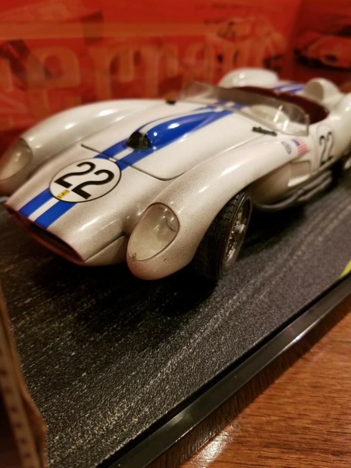 BEAUTIFUL FERRARI 250 TESTA ROSSA ORIGINAL DISPLAY BOX 1/18 HOTWHEELS