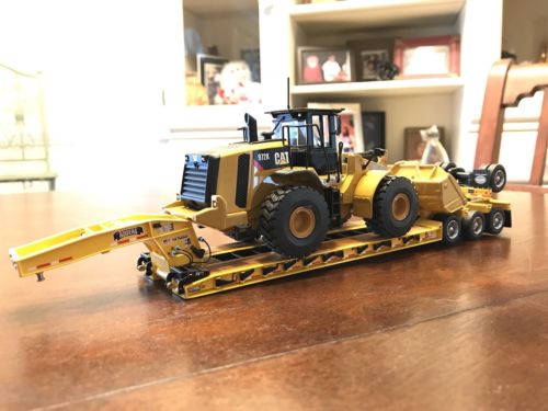 Yellow Sword Rogers 4 Axle Trailer With Cat Load 1/50