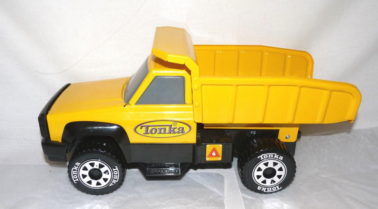 Metal Yellow Mighty TONKA Toy Dump Truck