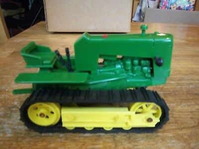 John Deere 430 Crawler by Trumm in 1/16th scale