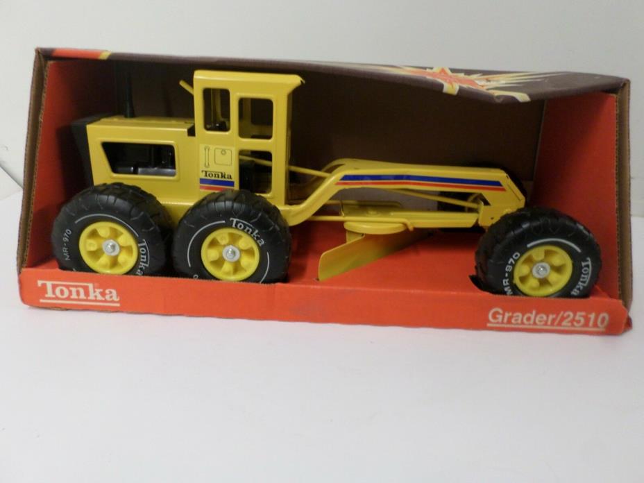 Vintage Pressed Steel Tonka Toy Road Grader # 2510 Yellow 1982 NIB