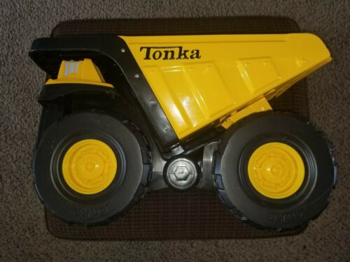 Tonka 2007 Dump Truck Metal/ Plastic Construction Yellow C-239A EUC