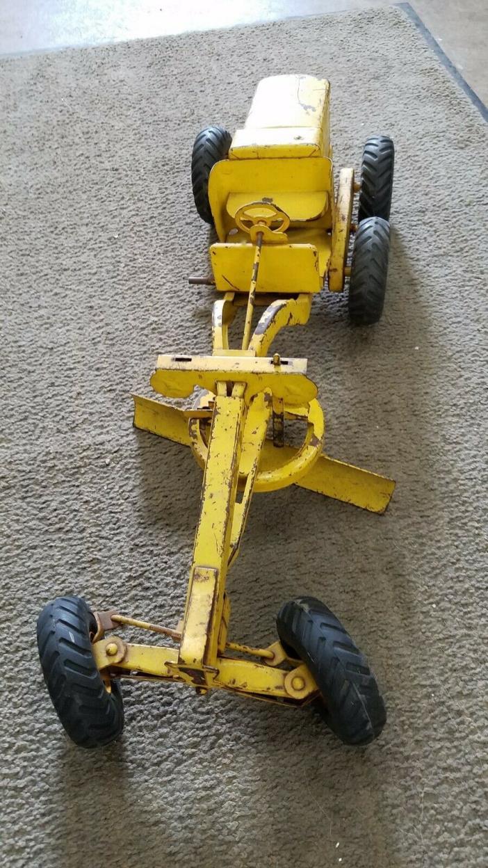 Yellow Road Grader Toy Charles Wm Doepke Circa 1950, Adams Antique Used