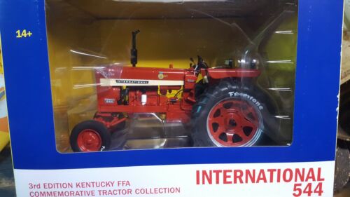 INTERNATIONAL HARVESTER 1:16 SCALE FARMALL 544 GAS WIDE FRONT END FFA TRACTOR