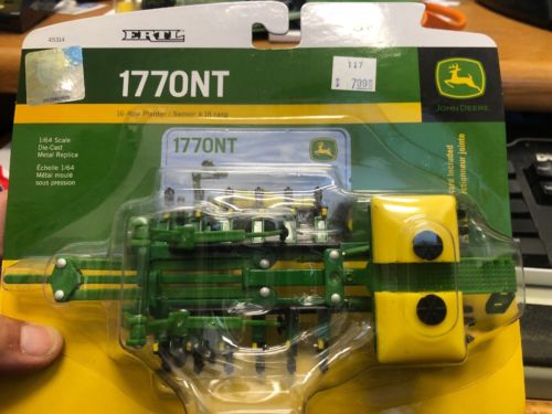 1/64 1770NT John Deere 16 Row Planter
