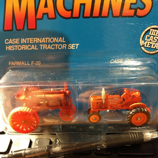 Farm Machines 1:64 Scale Case International Vintage tractors