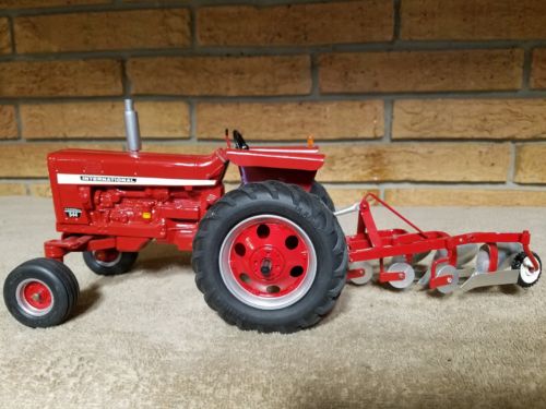 International Farmall 544/ with Flat Bottom Plow . 1/16 Scale Made In USA