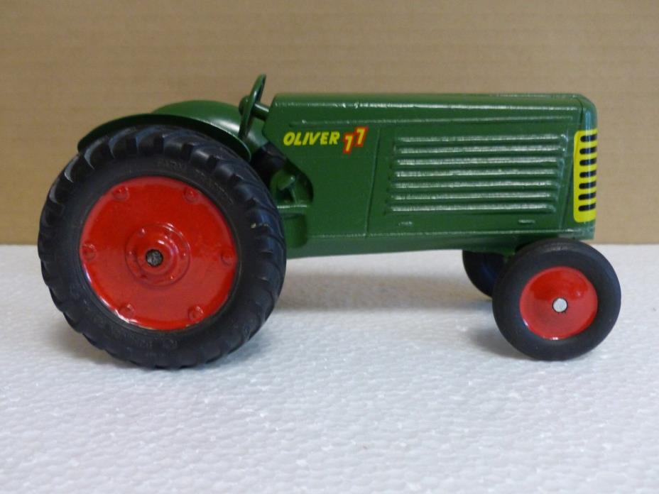 1/16 Vintage 1950  CANADIAN  LINCOLN OLIVER 77 TOY TRACTOR