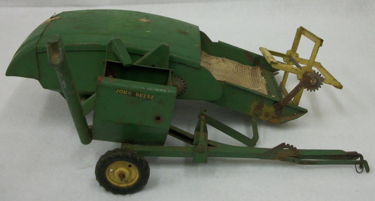 Vintage 1:16 John Deere 12A Pull Type Combine with Original Canvas