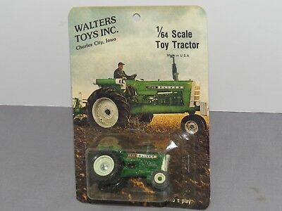 vintage 1/64 Walters Toys Oliver 1650 Wide Front Farm Toy Tractor Charles City I
