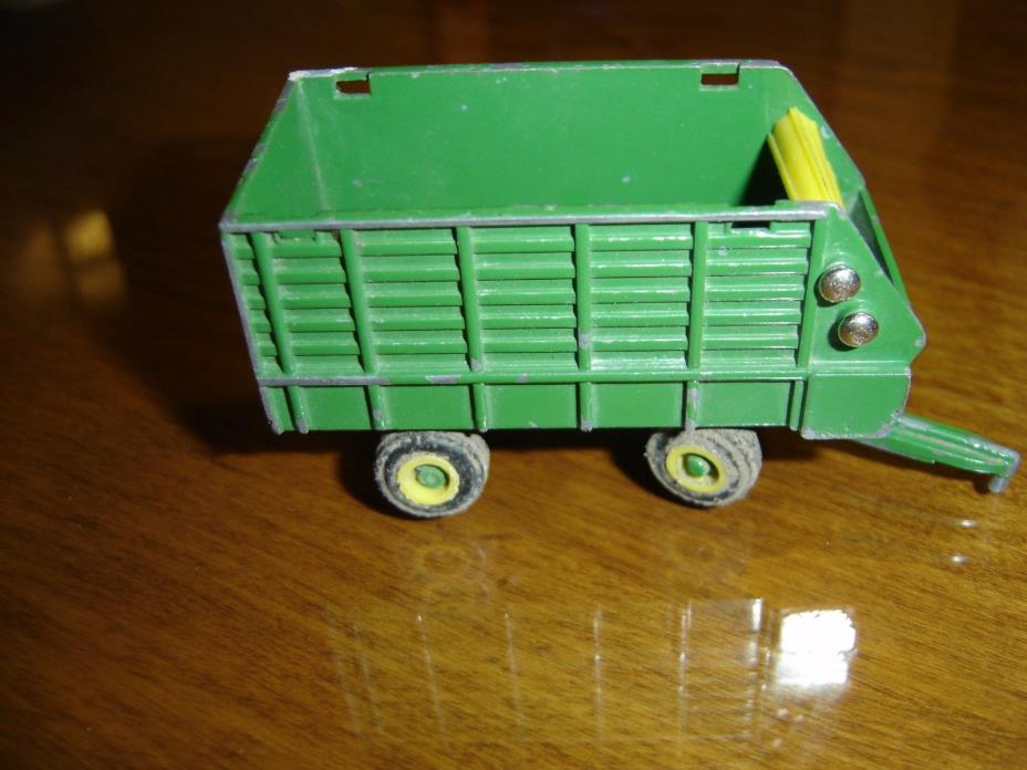 Vintage Antique Ertl John Deere Toy Corn Wagon Tractor Implement 1:16 Scale