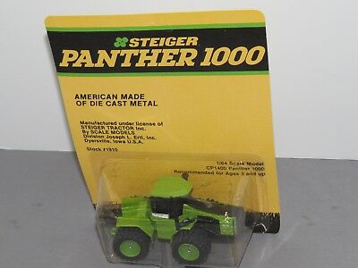 Vintage STEIGER CP1400 Panther 1000 1:64 toy Tractor Duals NIB scale models