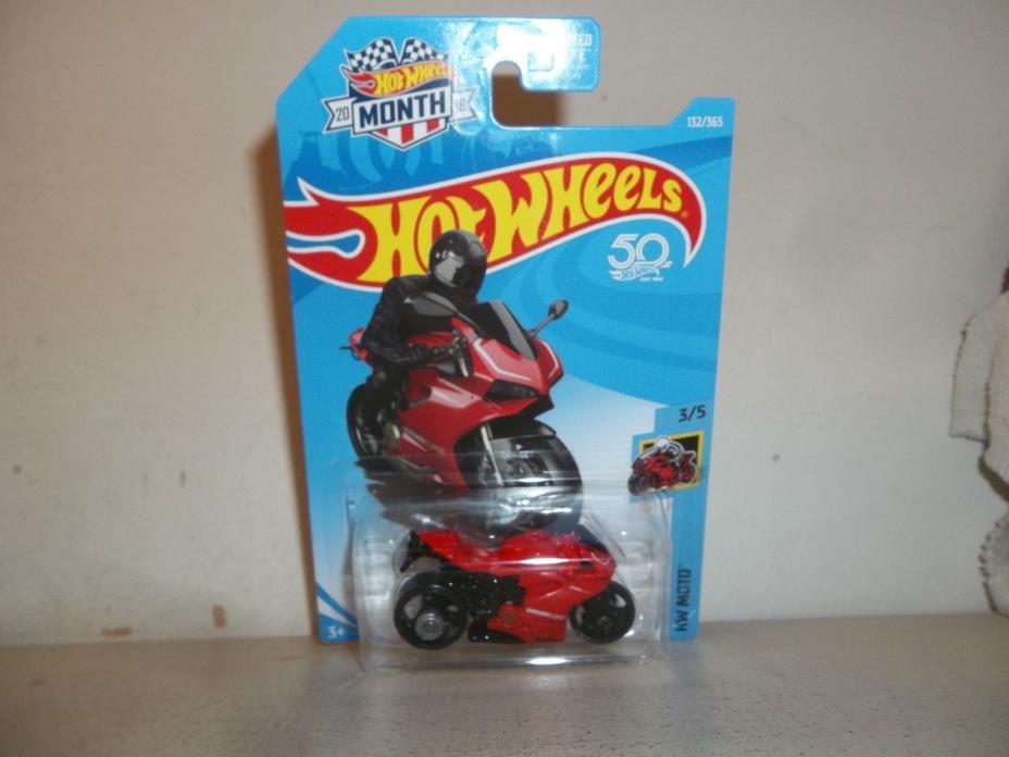 2018 HOT WHEELS 50th ANNIVERSARY HW MOTO #3 OF 5 DUCATI 1199 PANIGALE RED