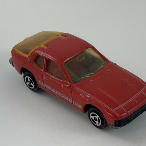 MAJORETTE #247 PORSCHE 924 IN RED WITH Triangle WHEELS MADE IN FRANCE LOOSE 1/60
