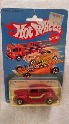 Hot Wheels 1982 Card Fat Fendered '40 #9523 w/ protecto pack
