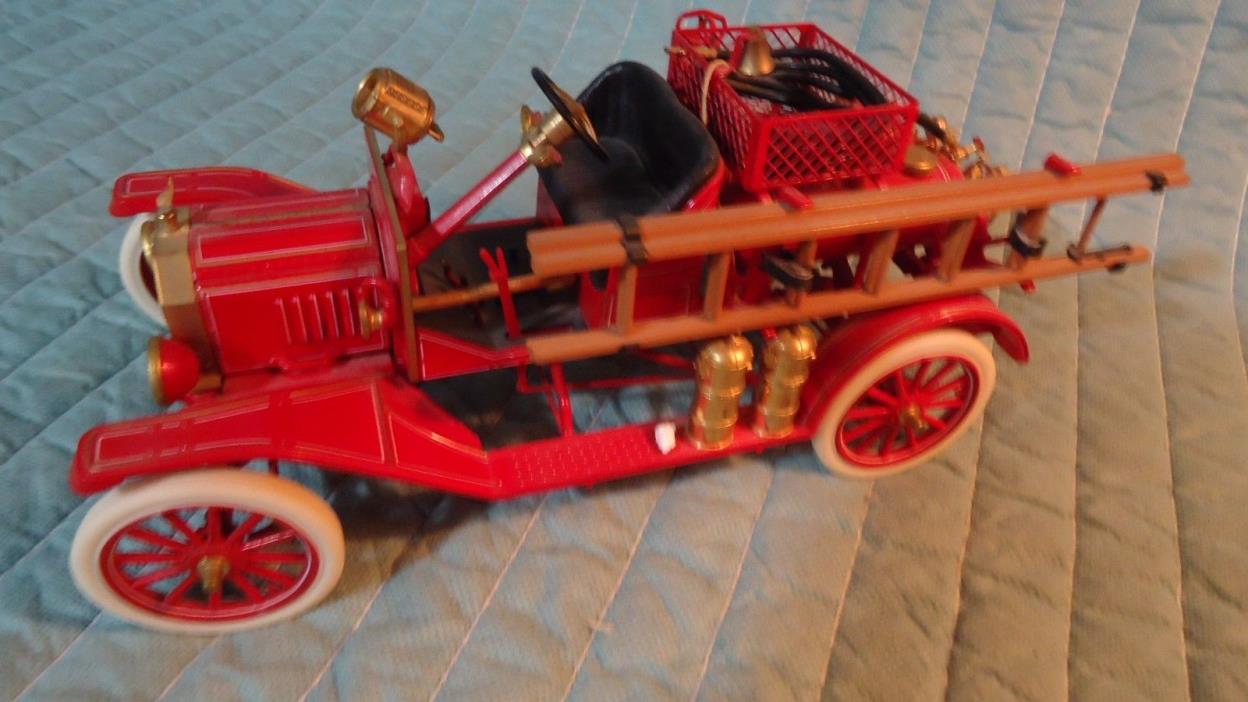FRANKLIN MINT 1916 FORD MODEL T FIRE ENGINE NEW IN BOX  HAVE PAPERS ABOUT 1996
