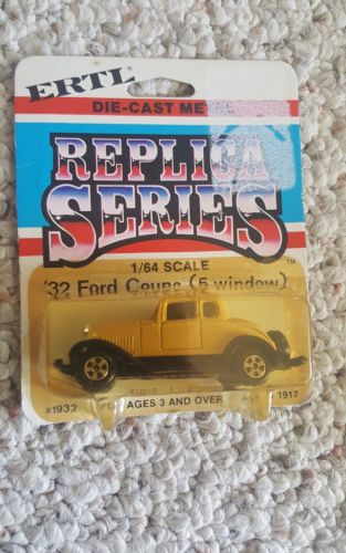Ertl Replica Series '32 Ford Coupe 5 Window 1/64 in Scale New in Package