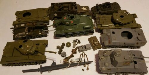 9 Viintage plastic models military army tanks