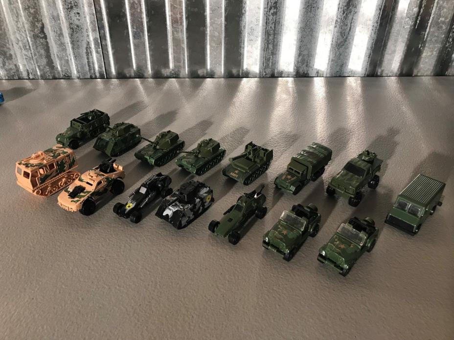 Hot Wheels Military Tanks, Jeeps, Halftrack, 15 Vehicles, Black, Tan, Green Camo