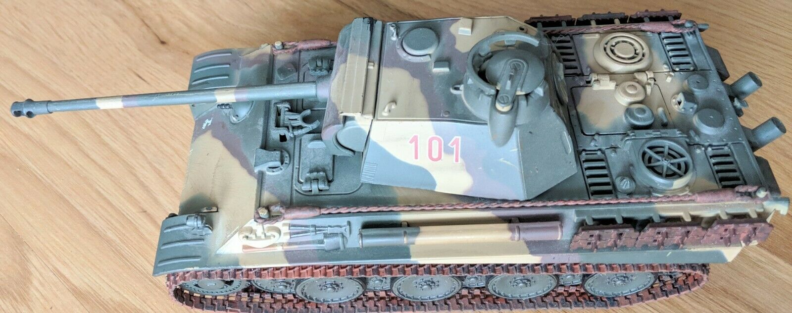 1:32 21st Century Toys Ultimate Soldier WWII German Panther Medium Panzer Tank